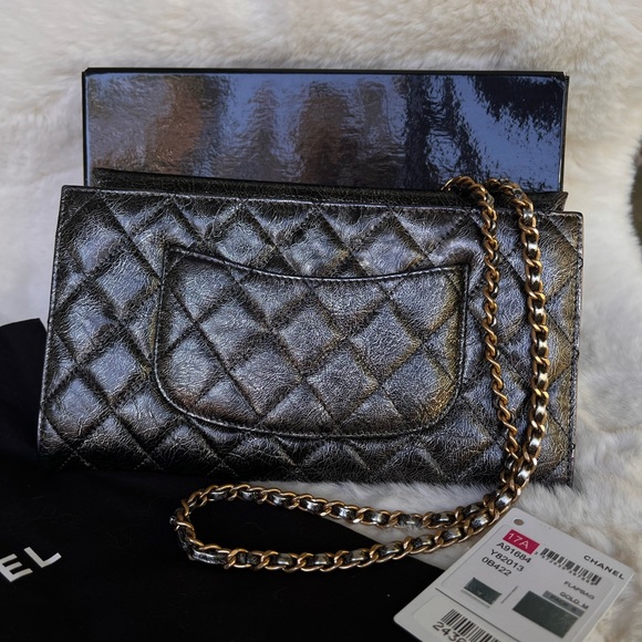 🔥RARE CHANEL METALIC CRACKLED CHAIN CLUTCH,CROSSBODY BAG - Picture 3 of 15